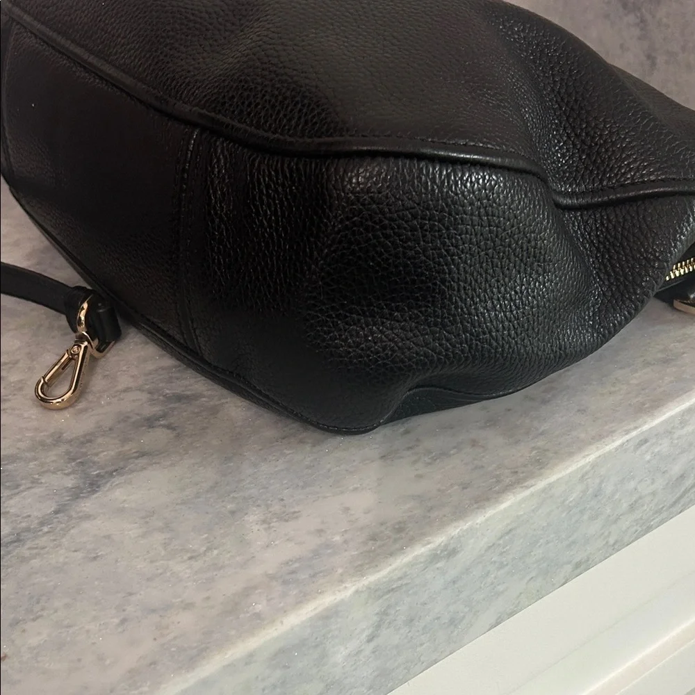 Michael Kors Black Pebbled Leather Crossbody with Gold Hardware - Picture 5 of 16